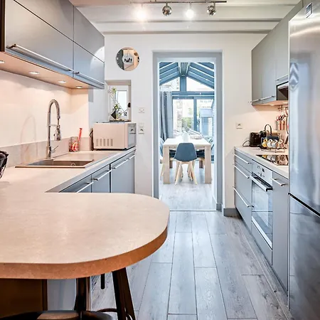 Maison Léonard Hébergement de vacances *