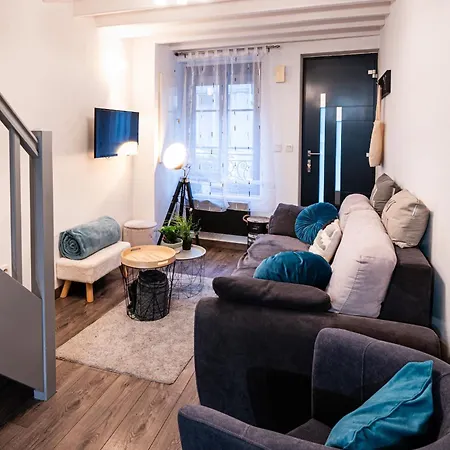 Maison Leonard أونفلور