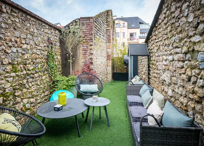 Feriehus Maison Leonard *